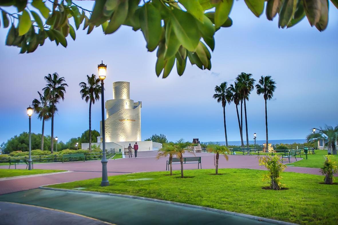 Luxury Carihuela Beach Torremolinos Exterior foto