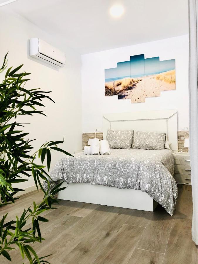Luxury Carihuela Beach Torremolinos Exterior foto